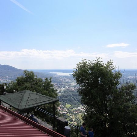 Hotel Funivia Laveno-Mombello Oda fotoğraf