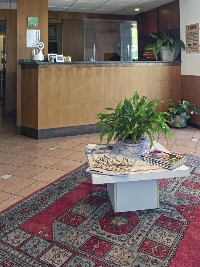 Hotel Funivia Laveno-Mombello Dış mekan fotoğraf