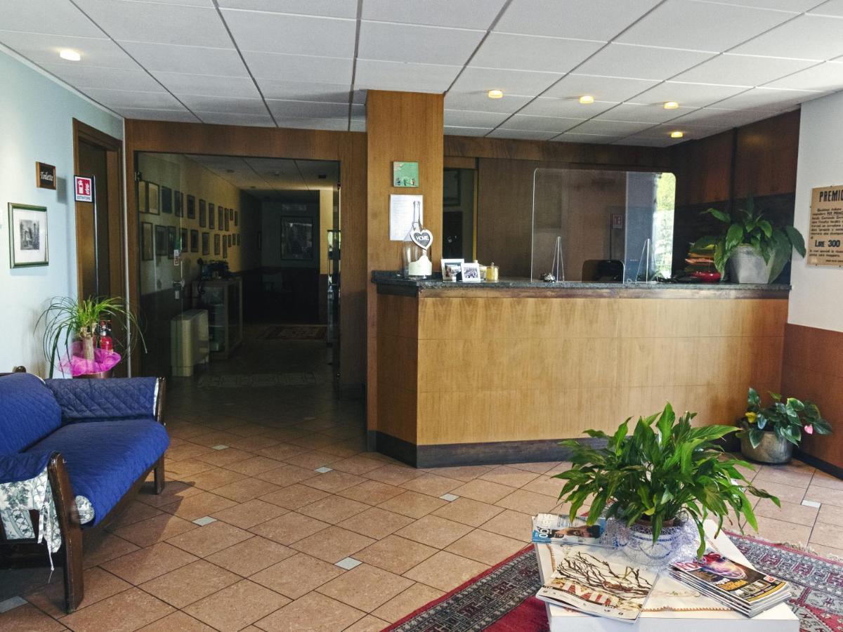 Hotel Funivia Laveno-Mombello Dış mekan fotoğraf