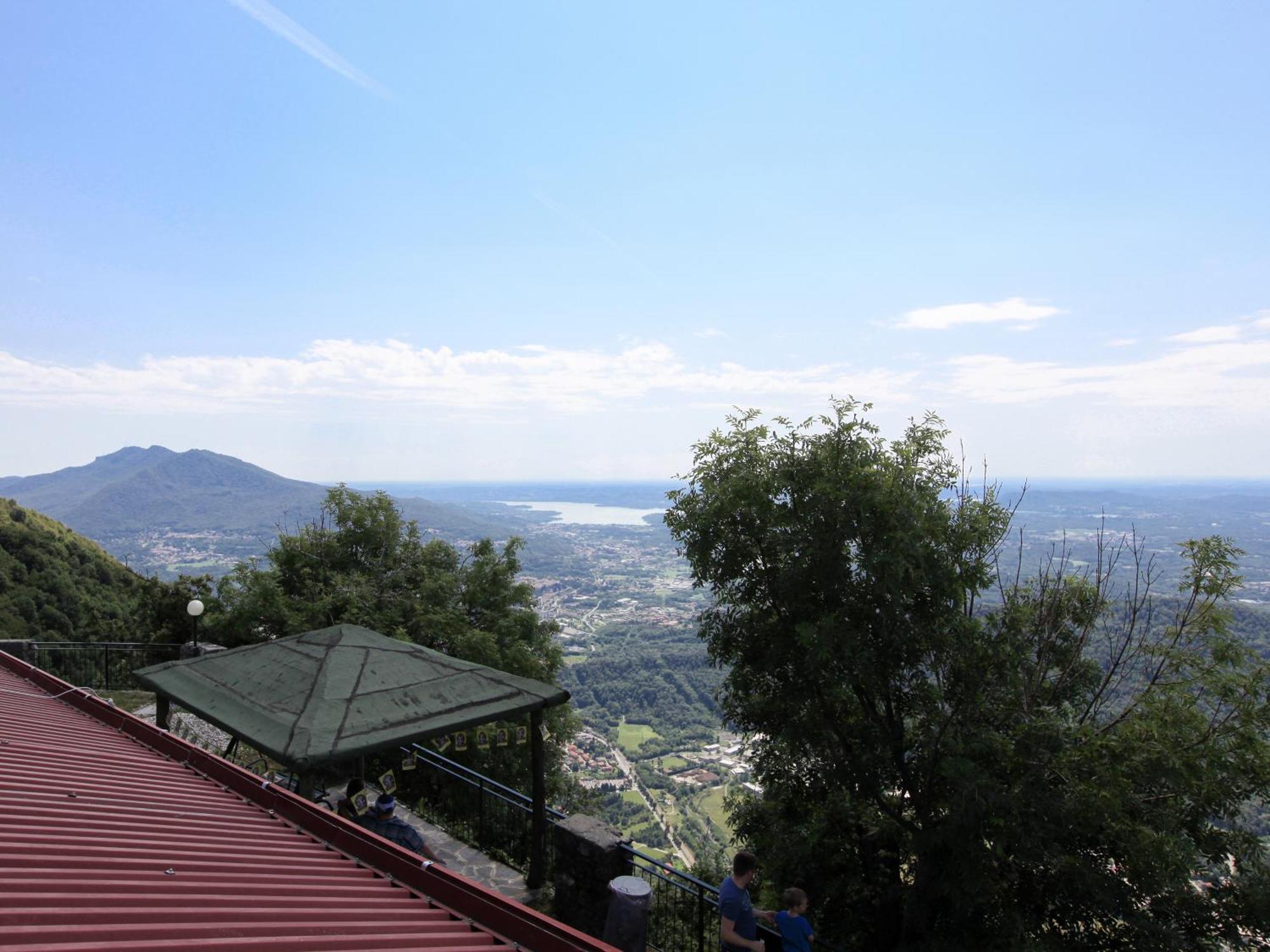 Hotel Funivia Laveno-Mombello Oda fotoğraf