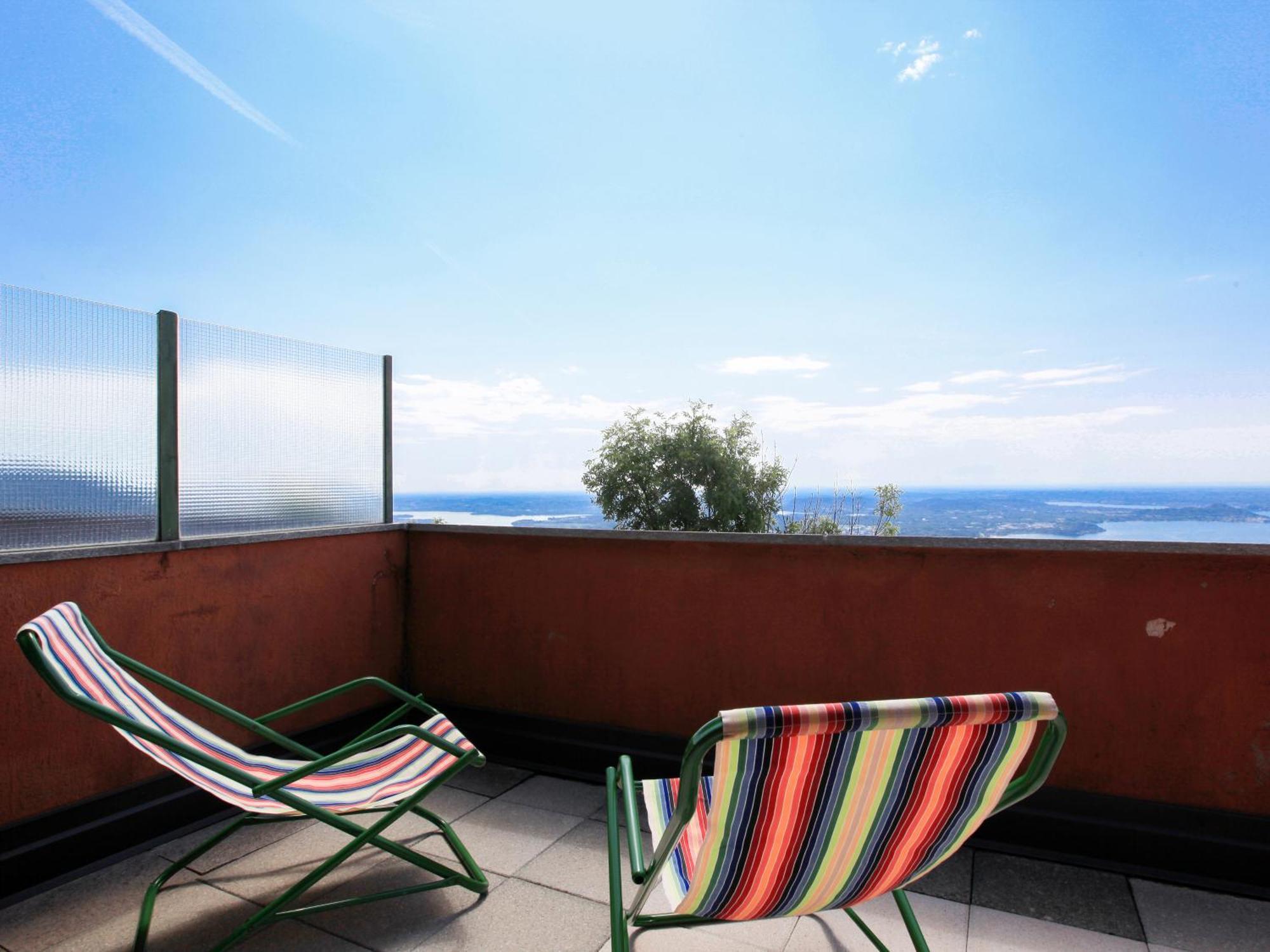 Hotel Funivia Laveno-Mombello Oda fotoğraf